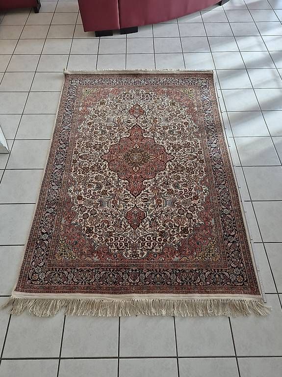 Teppiche: Seidenteppich Teppich – Gebraucht aus Uetliburg SG von Stein414 1