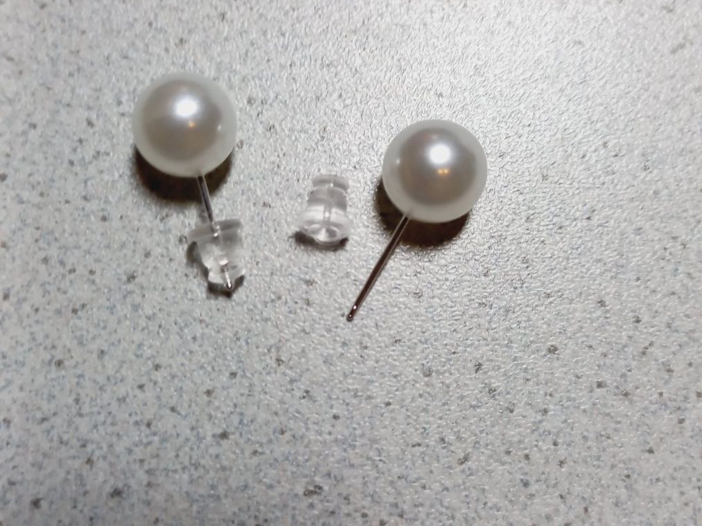Orecchini pendenti & Orecchini a lobo: Silber Muschelkern Perlen Ohrstecker – Nuovo e nell'imballaggio originale da Winistorf venduto da acreativ4