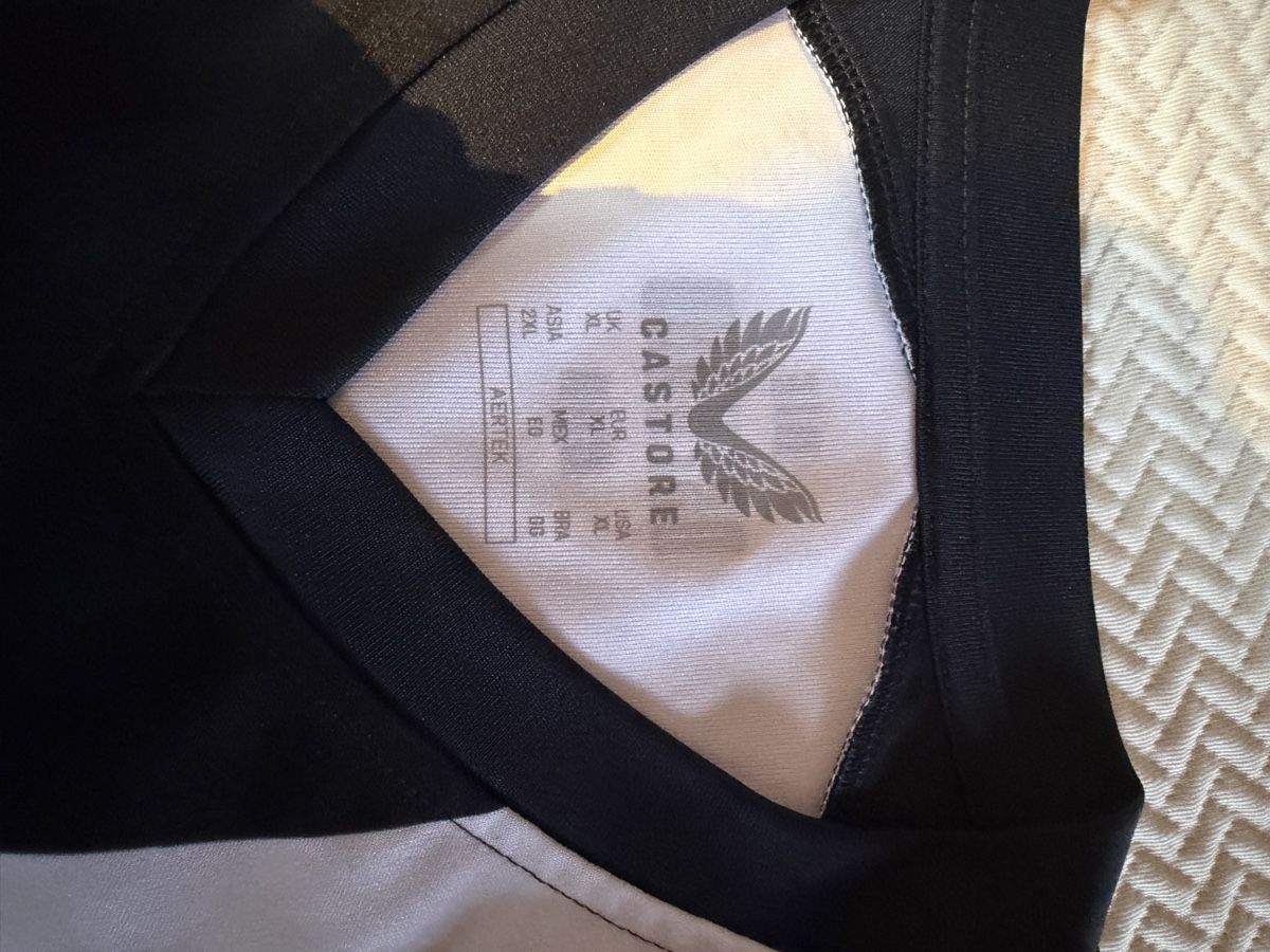 Canottiere & Pantaloni: FC Zürich Trikot mit Perea Flock – Nuovo (secondo la descrizione) da Aarberg venduto da marcoo237 2