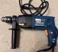 Schlagbohrmaschine 700 Watt