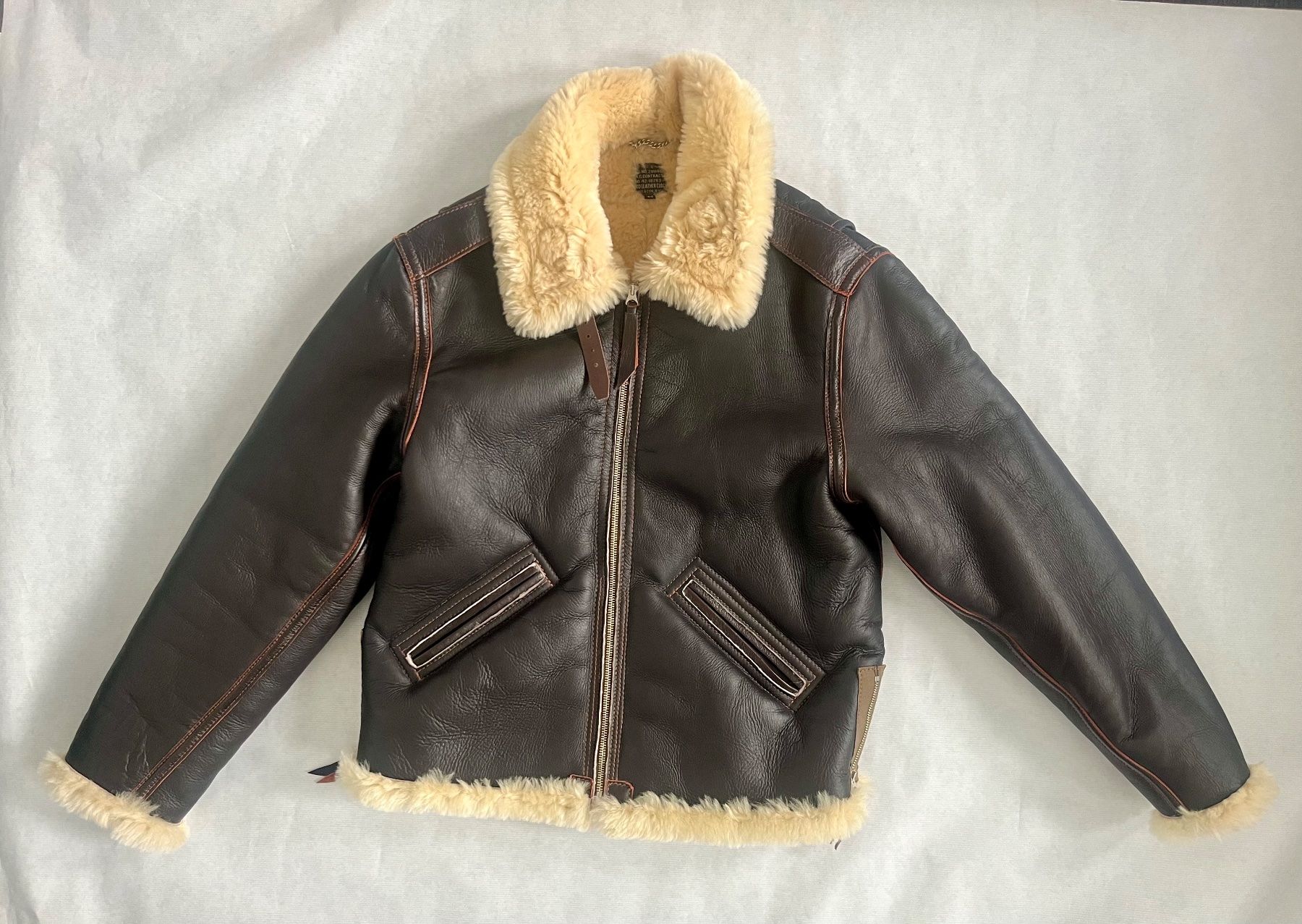 Aero Leathers Clothing Giacche: Aero Leathers B-6 USAAF Shearling Bomber Leather Jacket – Nuovo (secondo la descrizione) da Neuhausen venduto da Ann.Drea