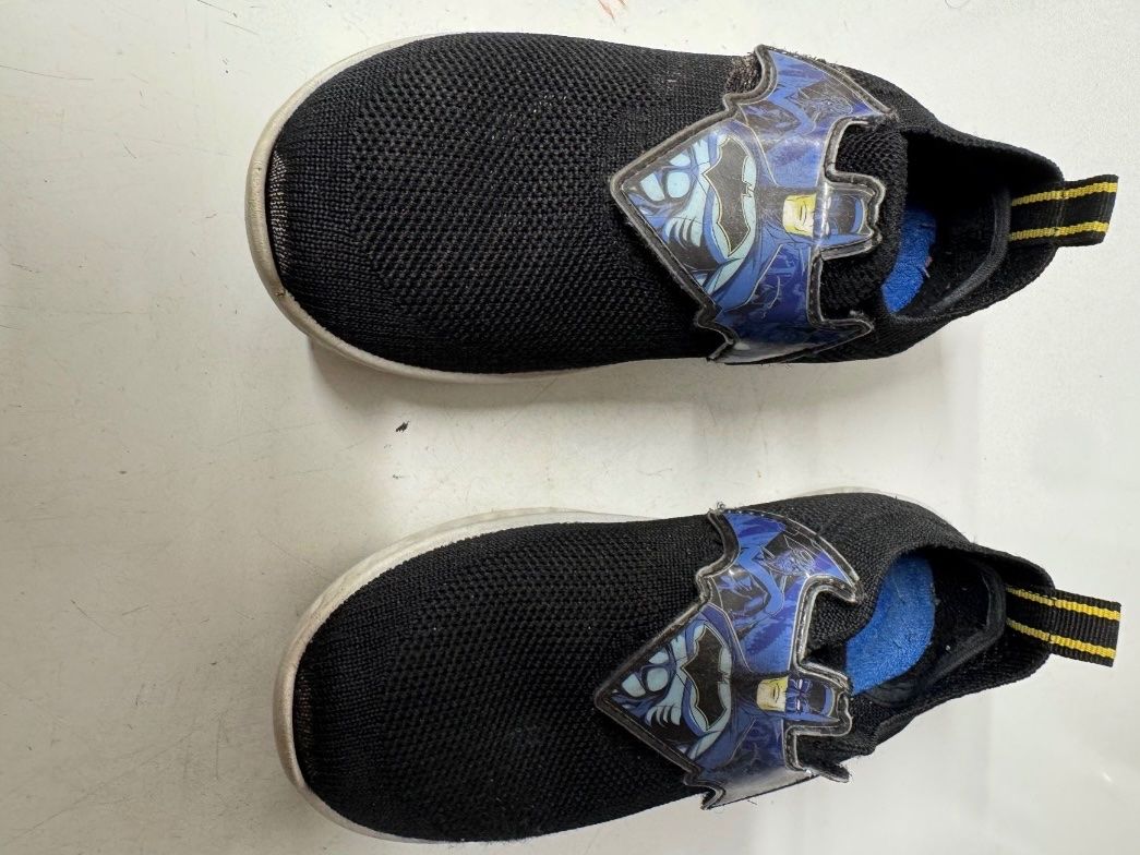 Scarpe per ragazzi: Kinder Hausschuhe Grösse 28 – Usato da Zürich venduto da zd_1965 3