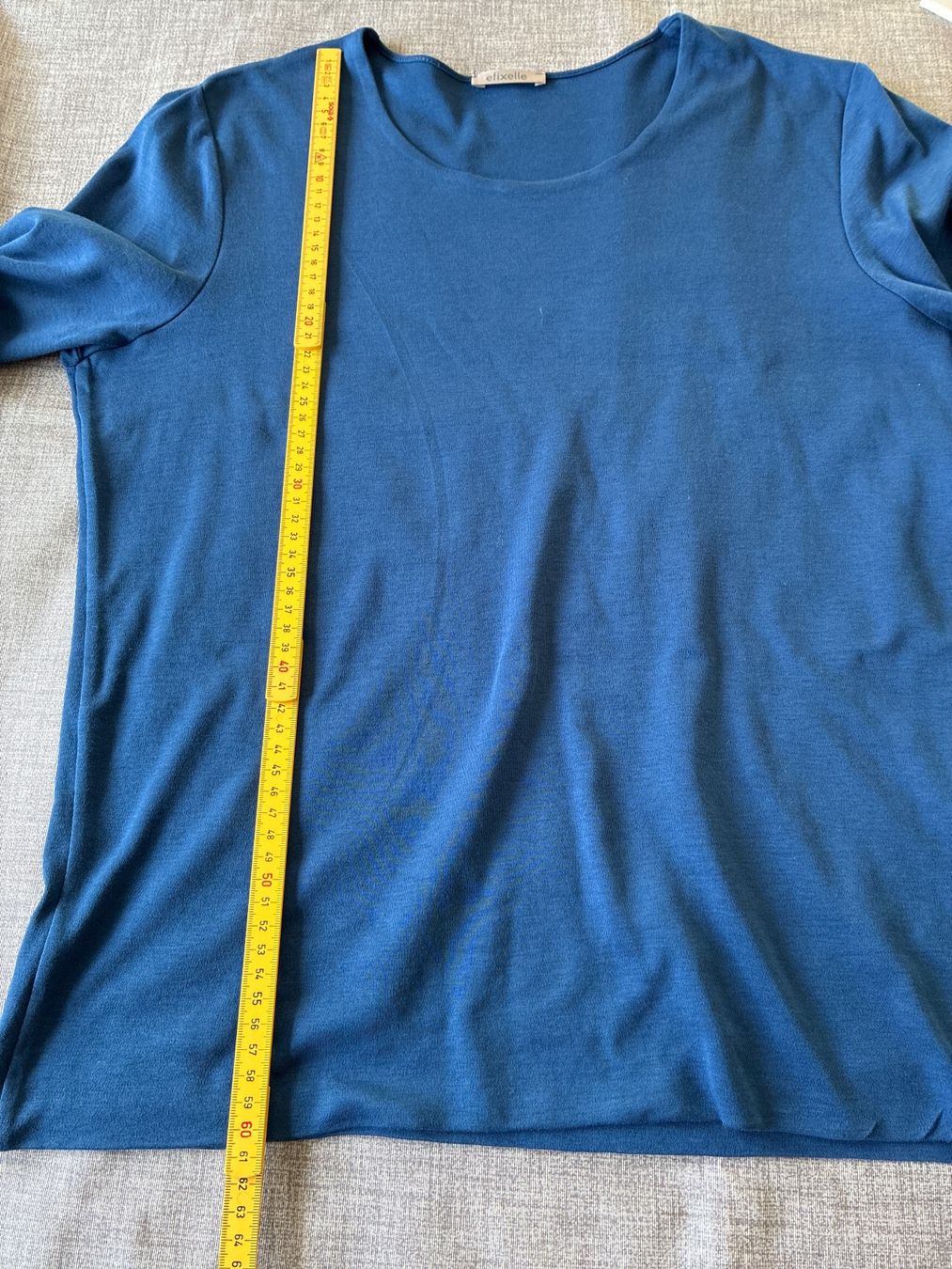 T-Shirts: Schlichtes Shirt von Efixelle Gr.40 – Gebraucht aus Davos Platz von nanigl 5