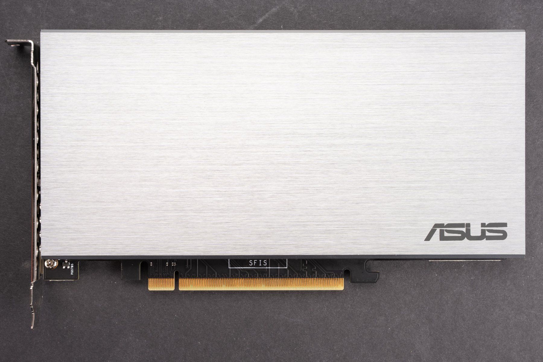 Schede di memoria: ASUS Hyper M.2 X16 Card V2 – Usato da Dietlikon venduto da phi_j5l6