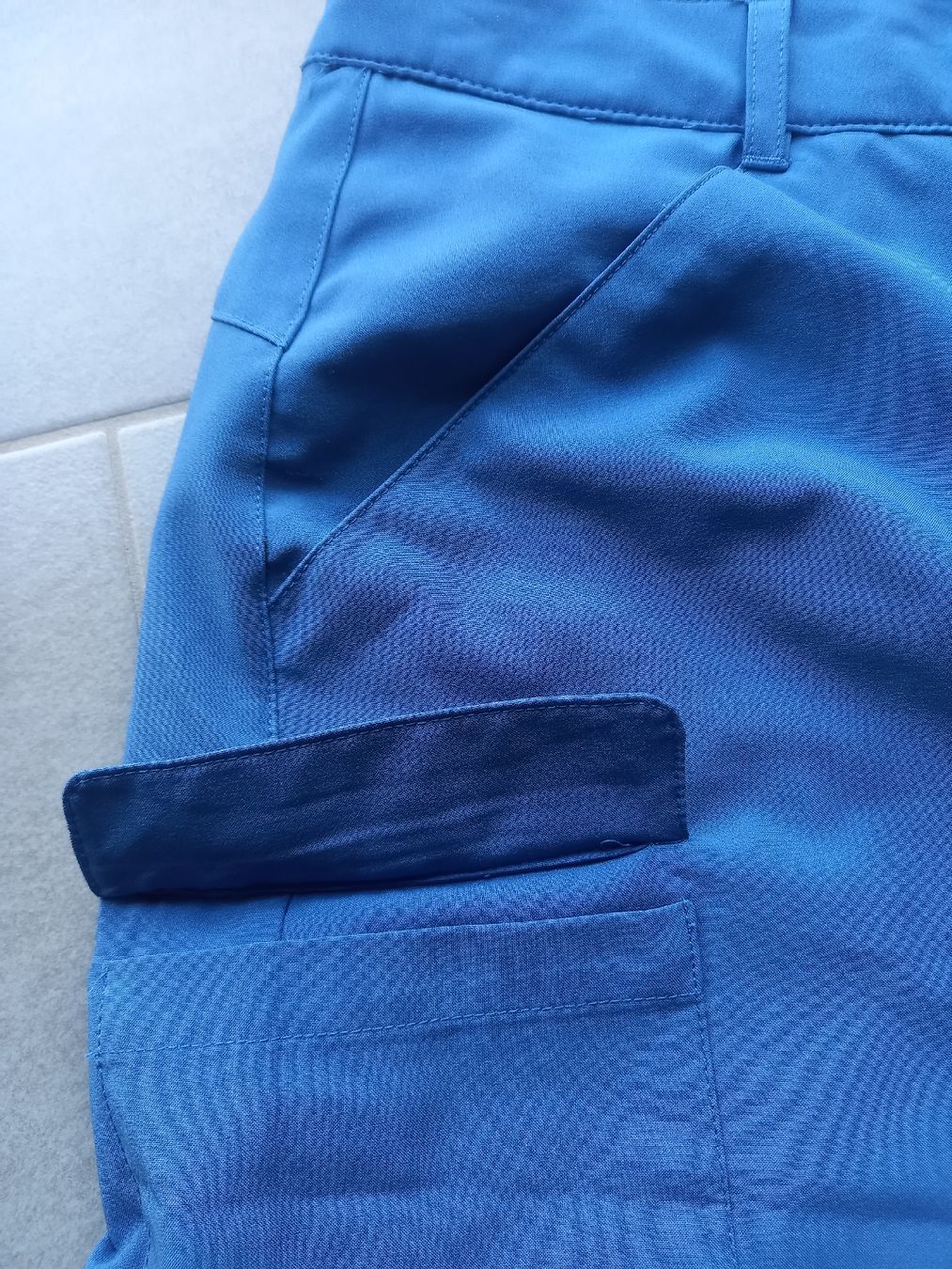 Icepeak Gonne: Sport Rock mit integrierter Hose – Usato da Sissach venduto da DenJoe 3