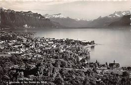 Vevey, vue générale et les Dents du Midi
