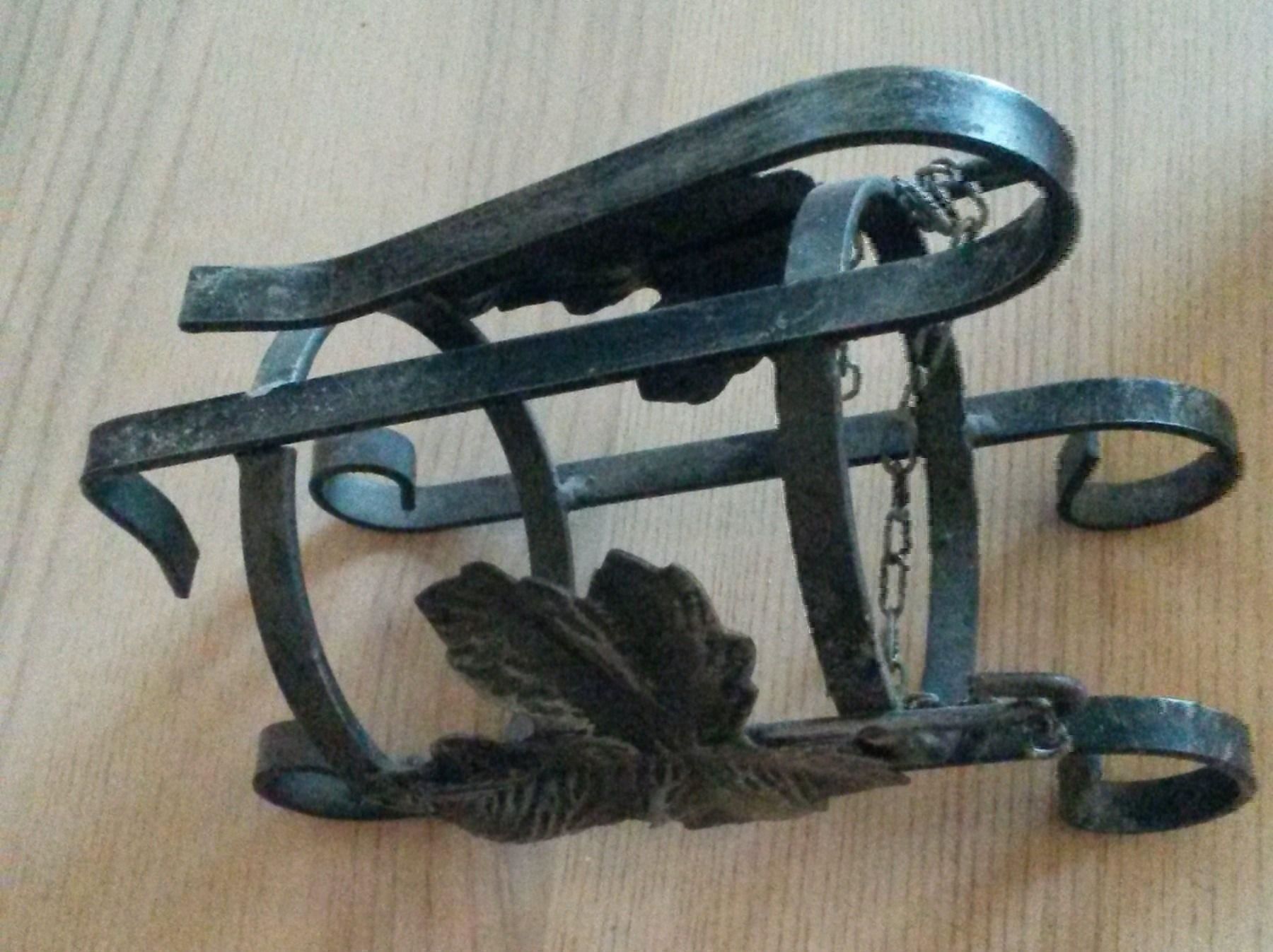 Weingestelle & -ständer: Weinflaschenständer – Gebraucht aus Langenthal von Deern1