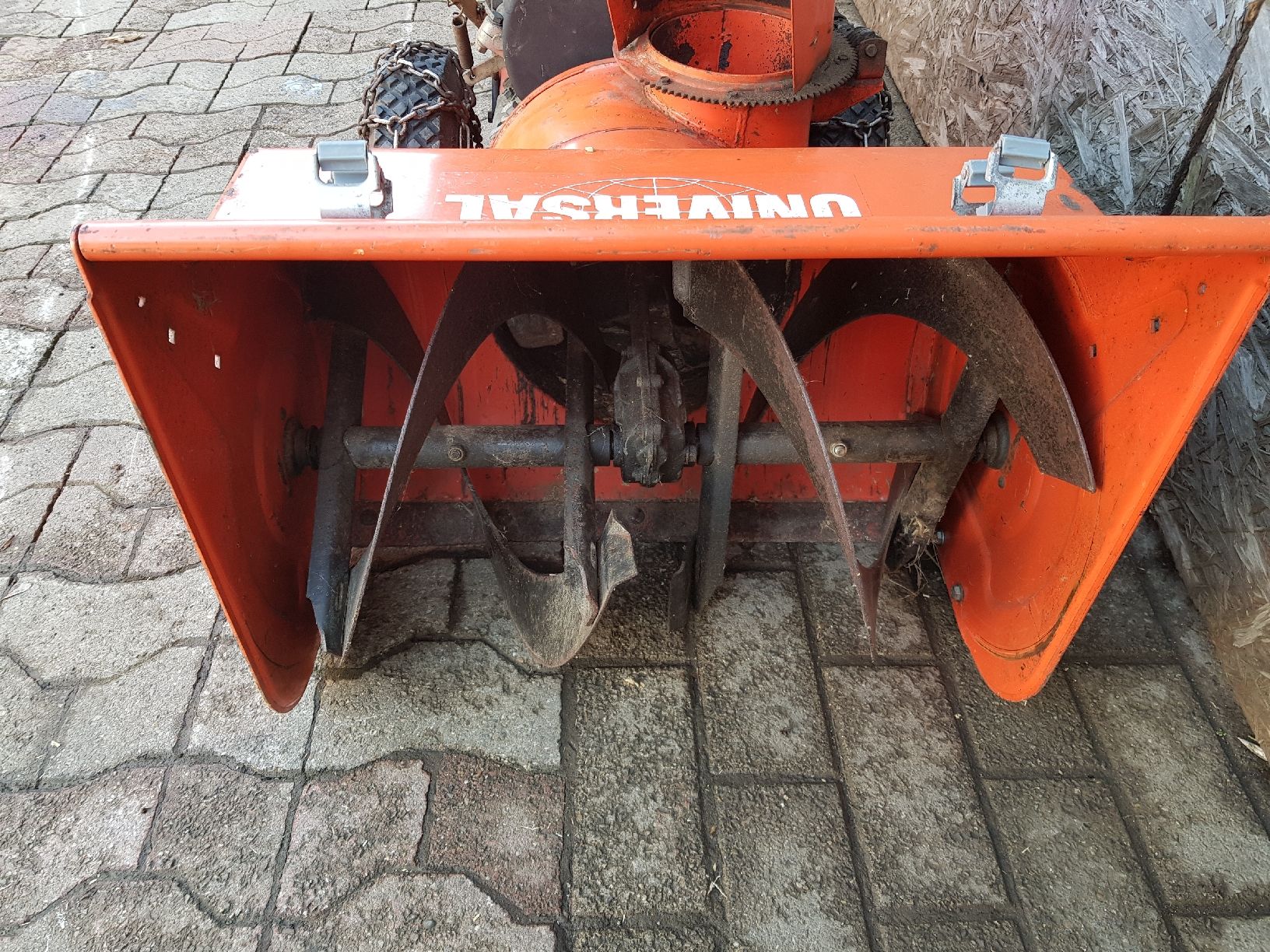 Universal Tutte le macchine: Schneefräse Universal Schneeschleuder Einachser – Usato da Brunnadern venduto da p..... 3