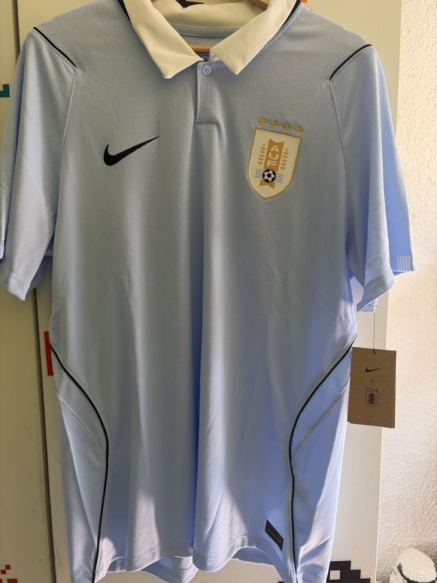 Nike Canottiere & Pantaloni: Uruguay Trikot (L) – Nuovo e nell'imballaggio originale da Dietikon venduto da gab_rkb5