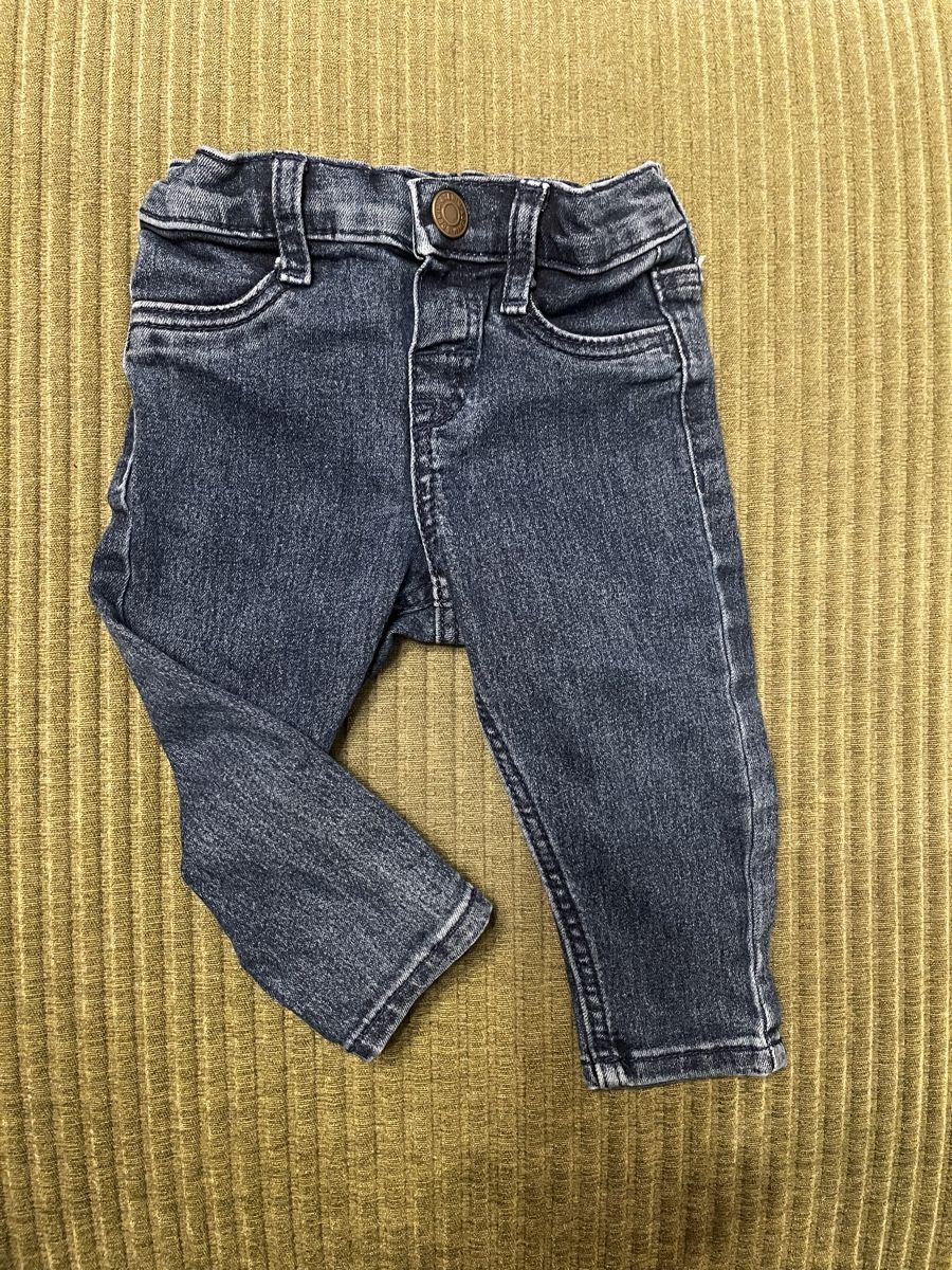 H&M Pantaloni: Jean bébé H&M, taille 68 etat neuf - taille réglable  – Nuovo (secondo la descrizione) da Cossonay-Ville venduto da Venusa09