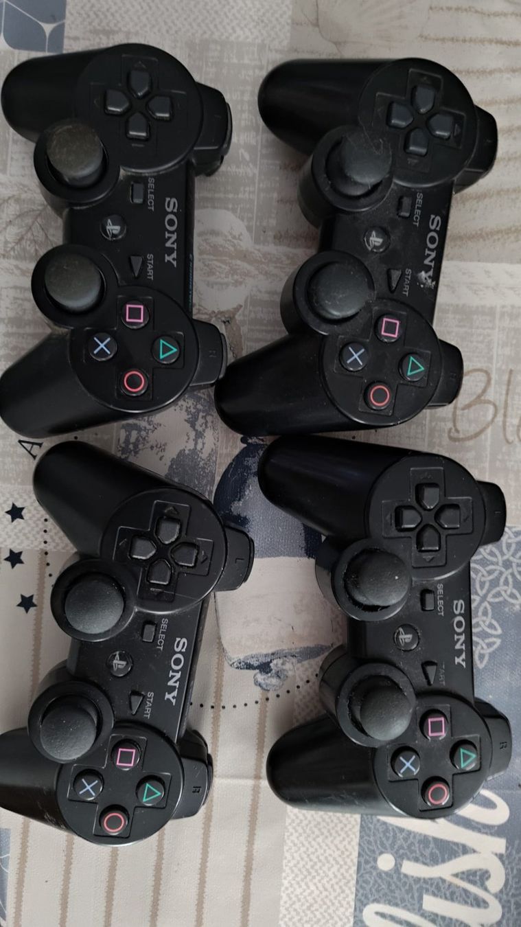 Sony Console: PlayStation 3 (PS3) rétrocompatible - État Impeccable – Usato da Vallorbe venduto da Almiii18 5