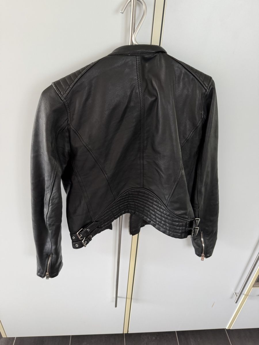 Zara Giacche: ZARA BASIC Kunstlederjacke Schwarz Grösse M – Usato da Beckenried venduto da chef3945 1