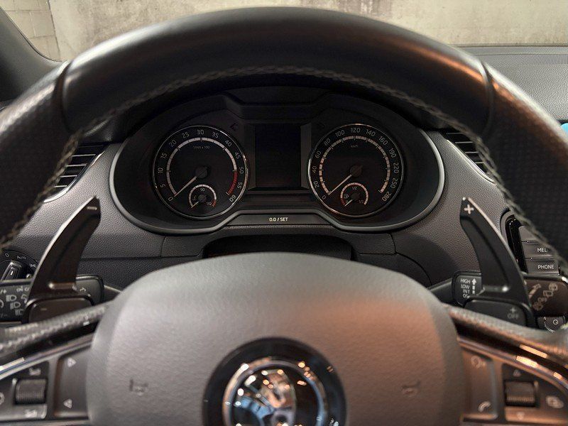 Skoda Accessori per altri veicoli: Schaltwippen Skoda Octavia 2013-2019 – Nuovo e nell'imballaggio originale da Balsthal venduto da Diver8 1
