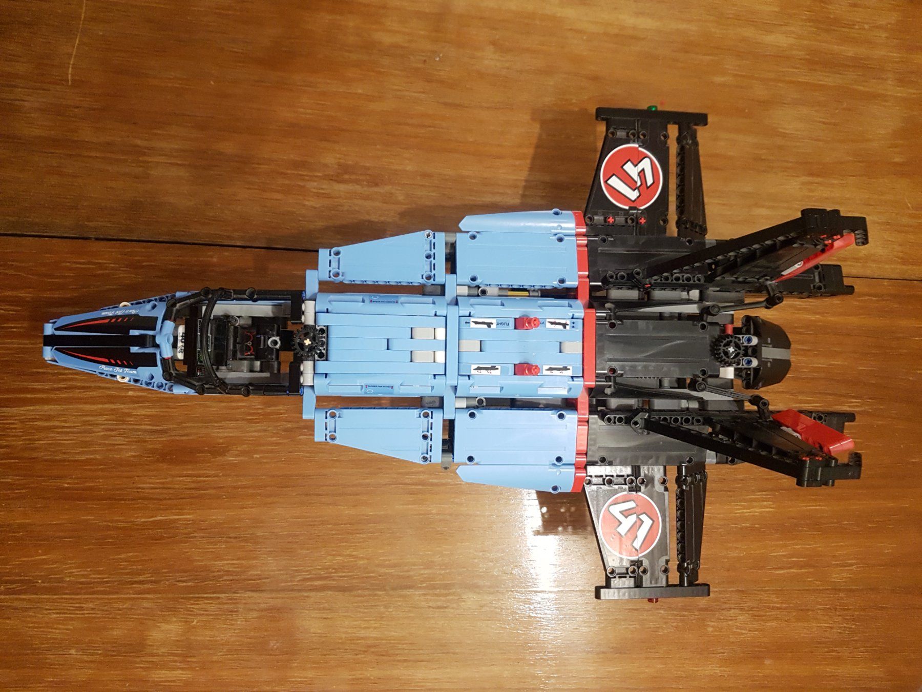 Lego Kit di costruzioni: LEGO Technic 42066 Air Race Jet – Usato da Basadingen venduto da NekoBricks 3