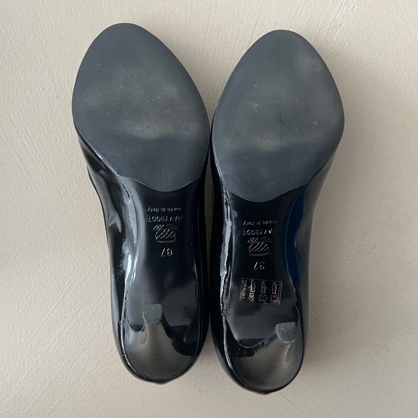 Navyboot Damenschuhe: neue NAVYBOOT Lackleder Pumps 🖤 – Neu (gemäss Beschreibung) aus Zürich von ClosetQueen 6