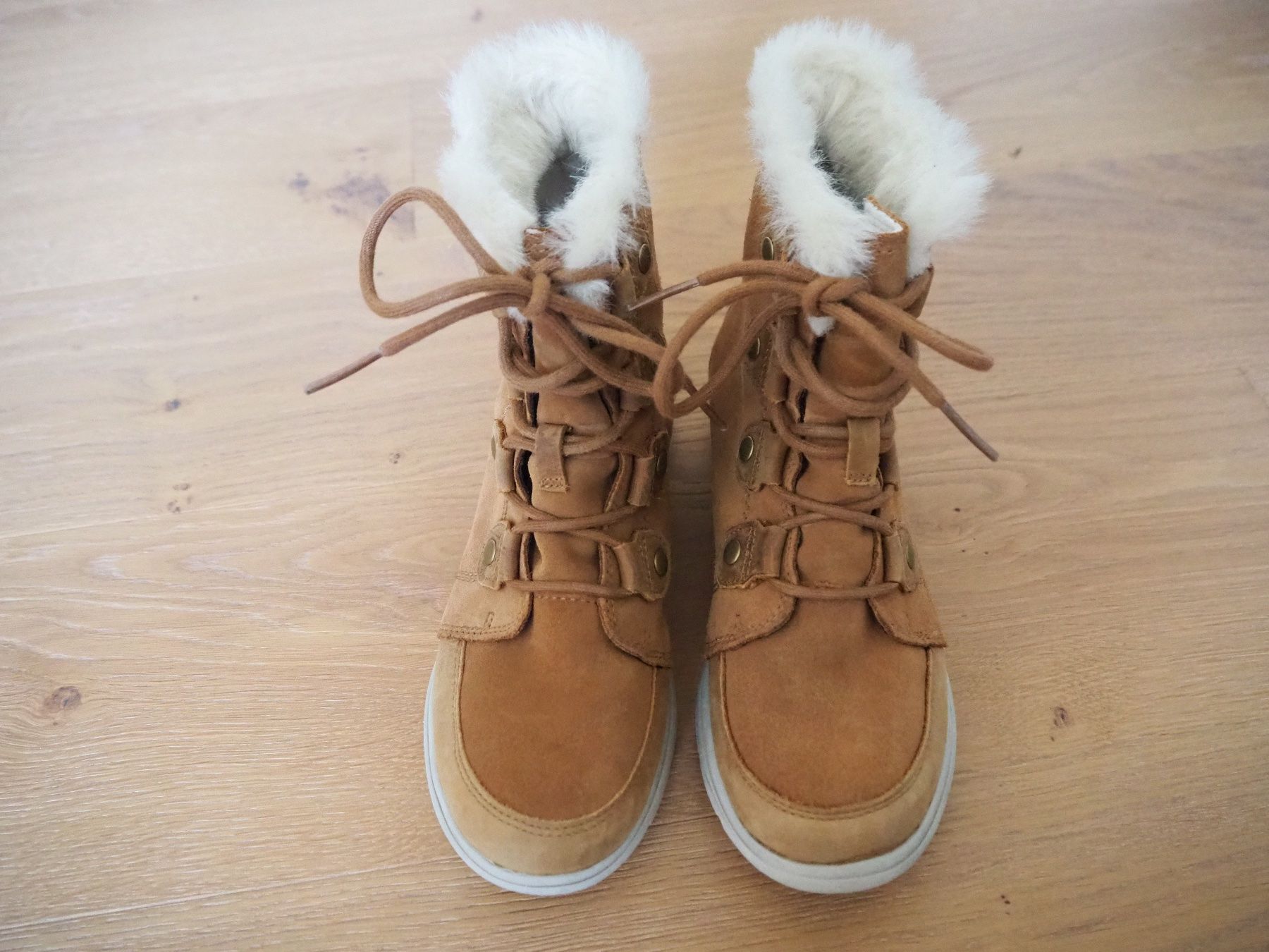 Sorel Scarpe da donna: Sorel Winterstiefel Joan Explorer, Gr. 39 – Usato da Zürich venduto da snowow 1