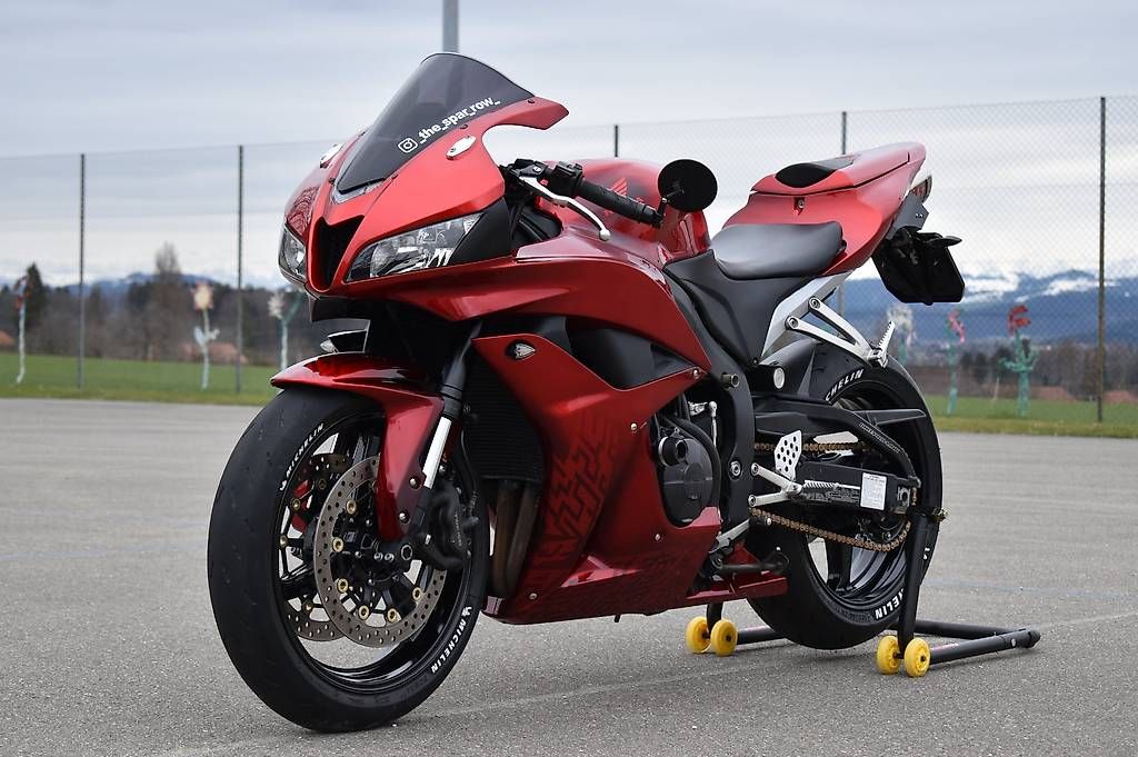 Honda Strada: Honda cbr 600 rr – Usato da Leukerbad venduto da Roman134 2
