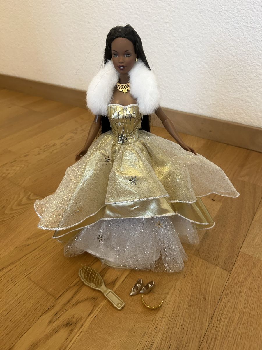 Bambole: Barbie/Christie Celebration Millenium 200 – Usato da Thalwil venduto da Centrone 2