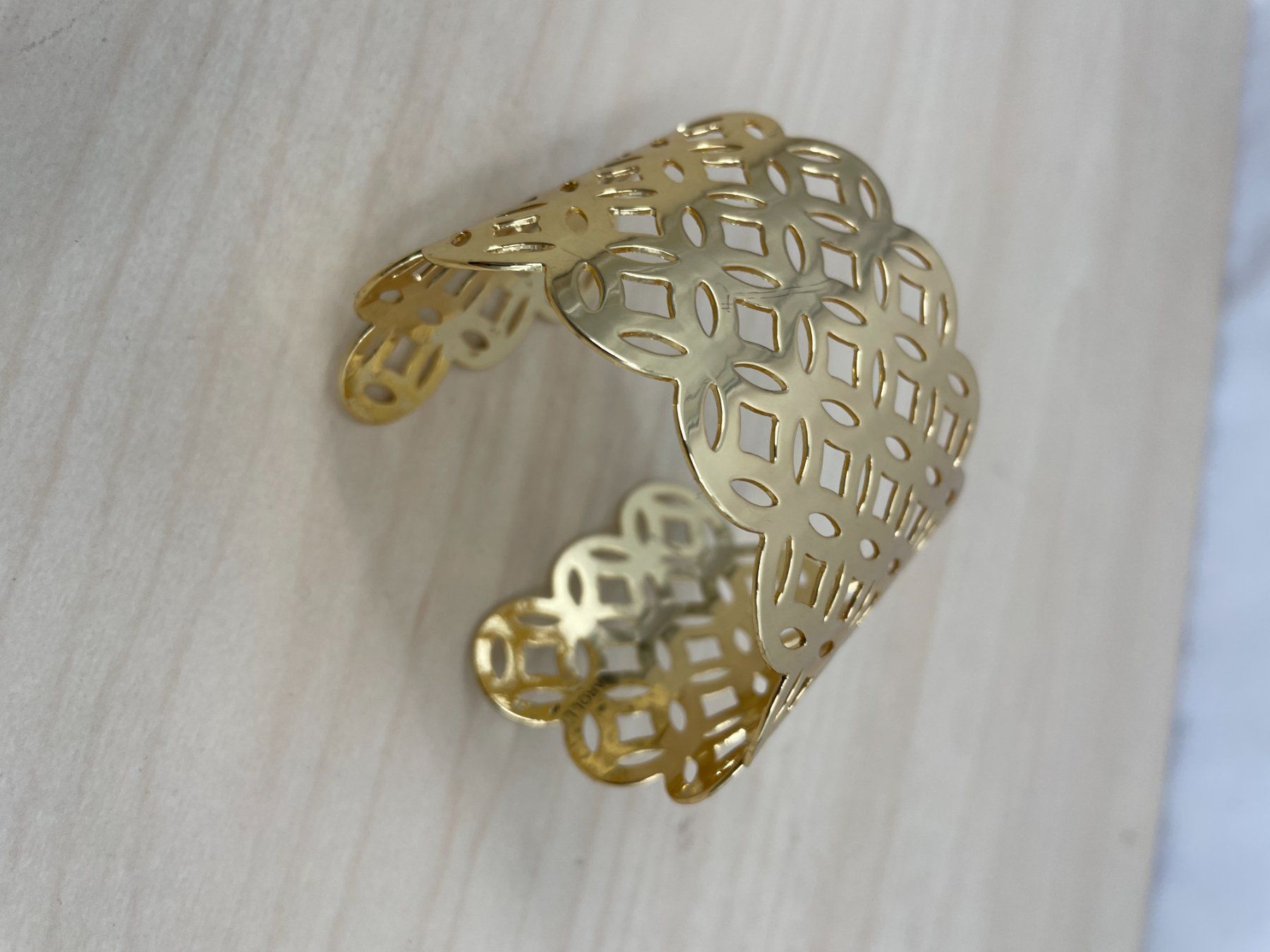 Armbänder & -reifen: CAROLL Bracelet doré – Gebraucht aus Lausanne von PlusValue_Lausanne 3