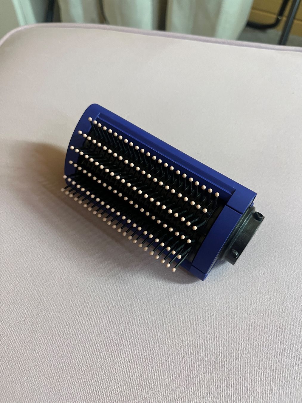 Dyson Altro per la cura dei capelli: NEU Dyson Airwrap Smoothing Brush Bürstenaufsatz – Nuovo (secondo la descrizione) da Kriessern venduto da loolah