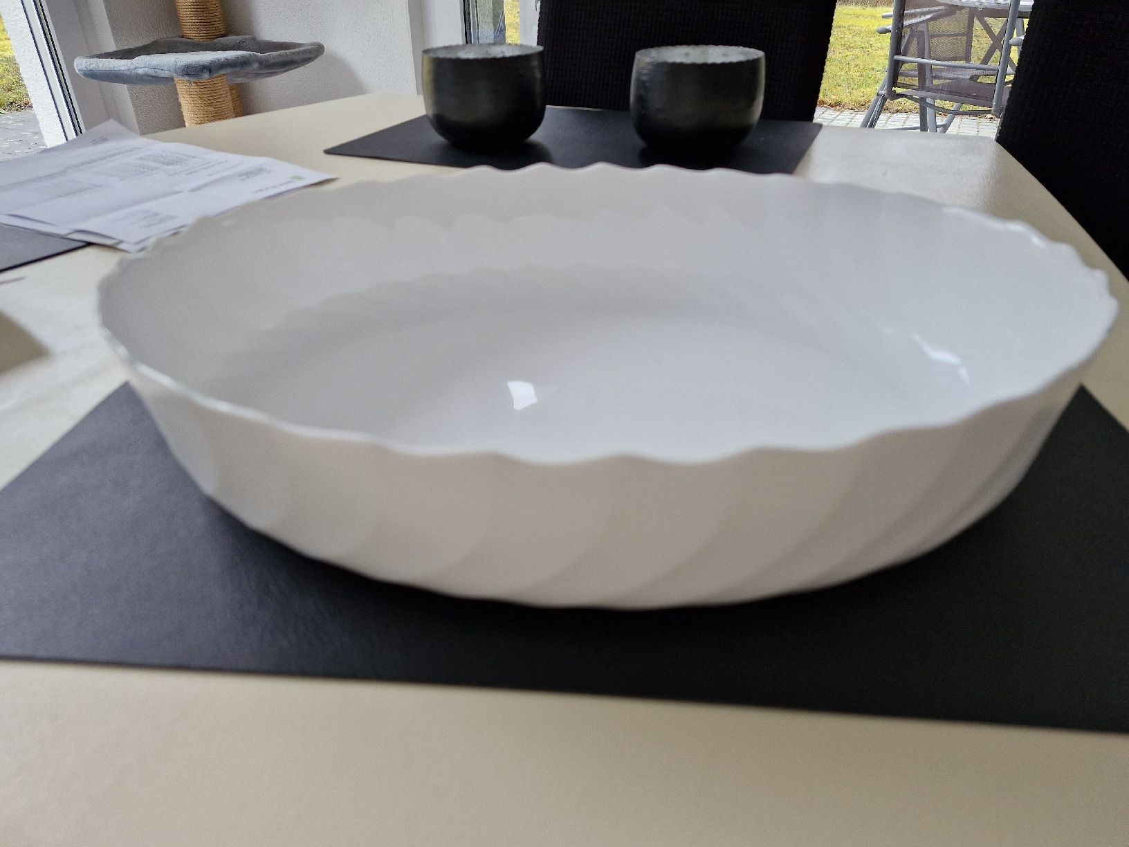 Schalen: Servier-Schüssel, weiss, 36,5cm auf 28,5 cm – Gebraucht aus Frauenfeld von Kasico 1