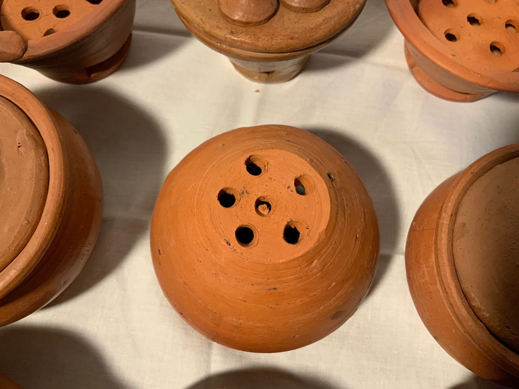 Alle Dekorationen: Kochset, Ton, Dekor oder Spielzeug, aus Thailand – Gebraucht aus Zürich von ancillaschmidhauser 5