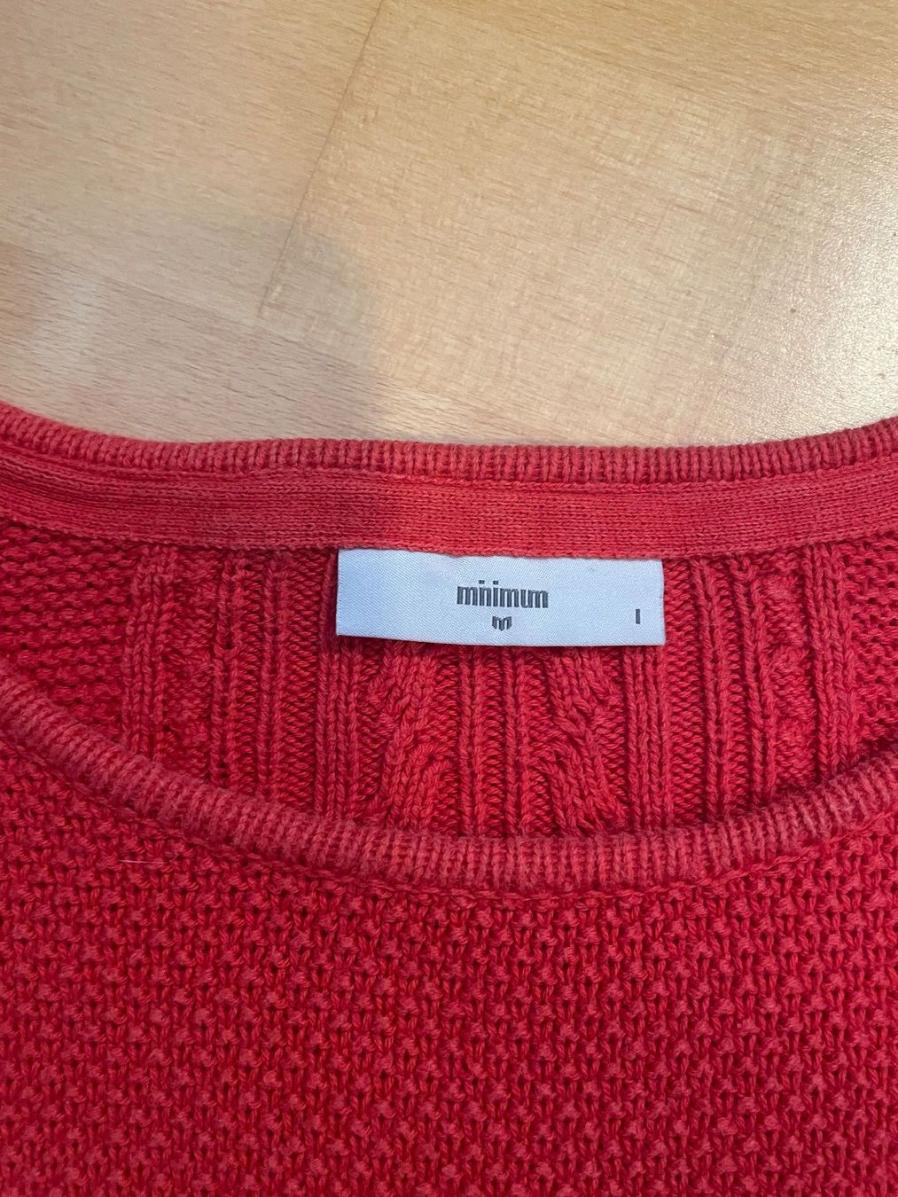 Maglioni & Felpe: Minimum Strickpullover, Gr. M, Rot, Baumwolle – Usato da Hubersdorf venduto da JanasHeartTreasures 1