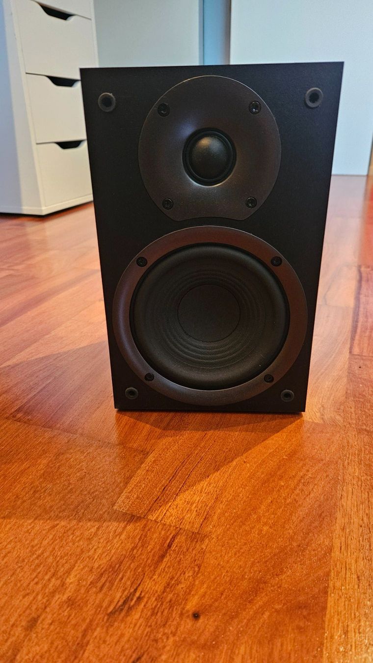 Onkyo Casse acustiche: Onkyo Lautsprecher Passiv 2Stk. – Usato da Cham venduto da Busche 1