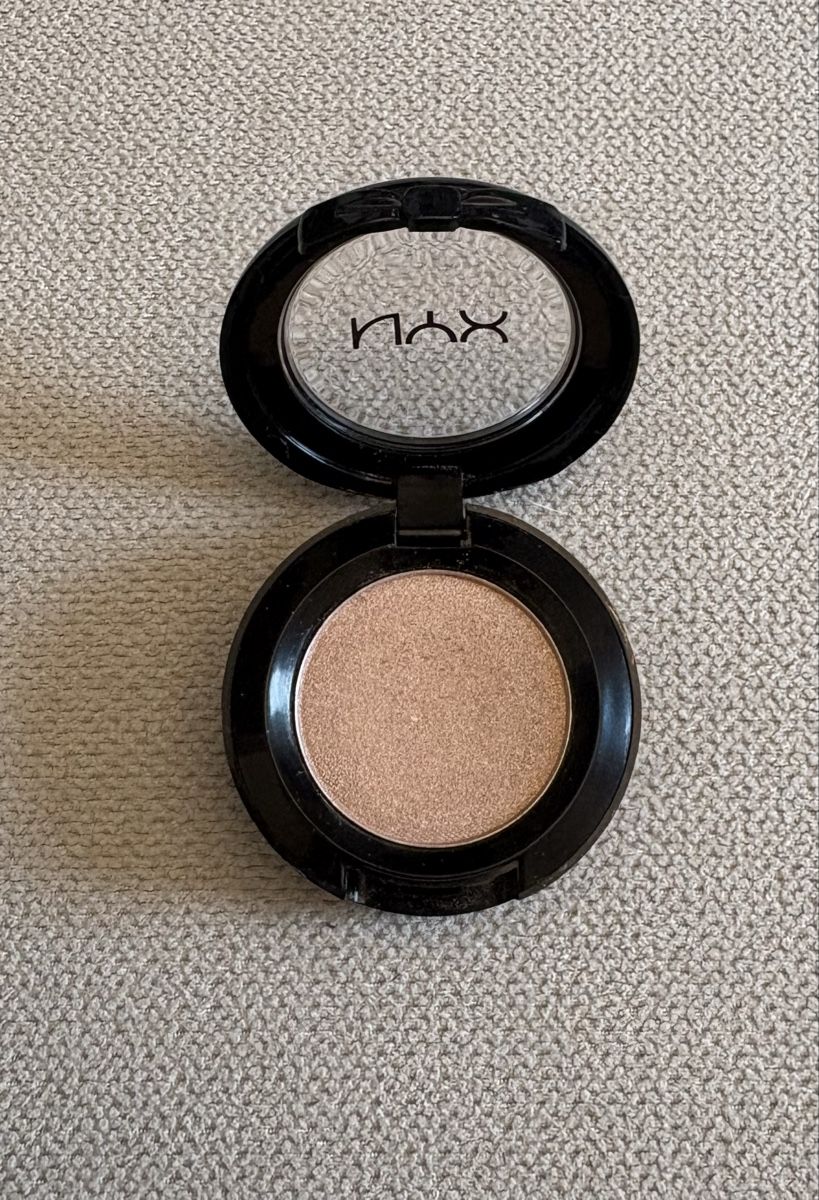 NYX Professional Makeup Maquillage: Bellissimo  eyeshadow di Nyx – D'occasion à Chiasso par myt_k8rf 1