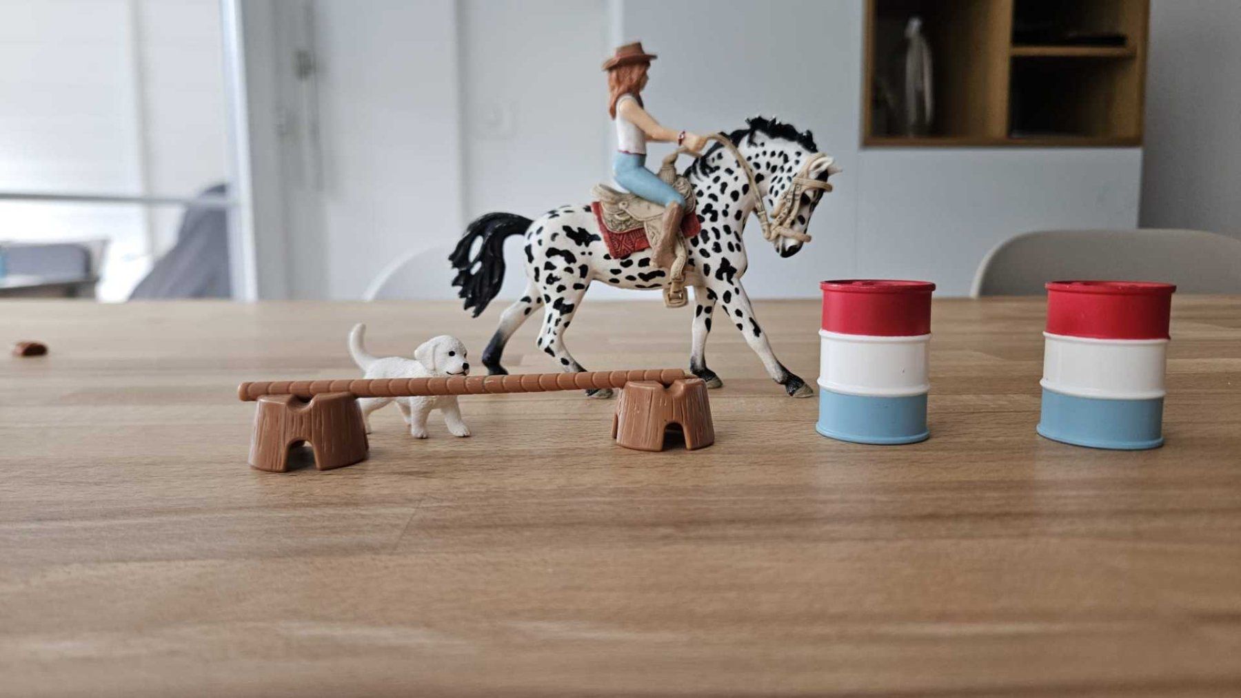 Schleich Spielzeuge: Schleichpferd mit Zubehör – Gebraucht aus Gossau SG von Daufli 1