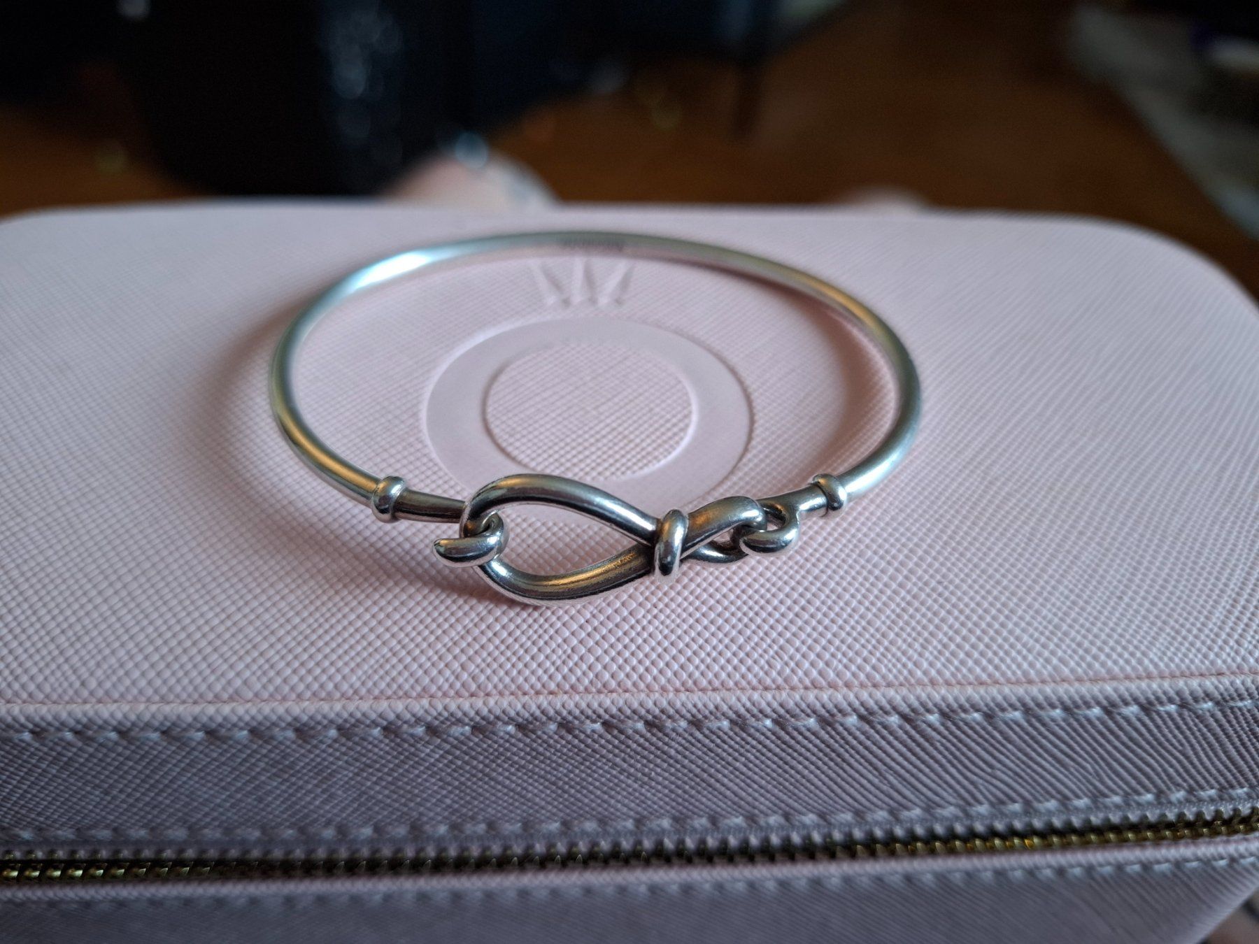 Pandora Armbänder & -reifen: DERNIÈRE VENTE...bracelet infinity de Pandora gr 3 – Gebraucht aus Lausanne von Ptite_Dame 4