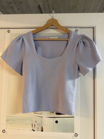 Damen Top ONLY Grösse M lavendel neuwertig