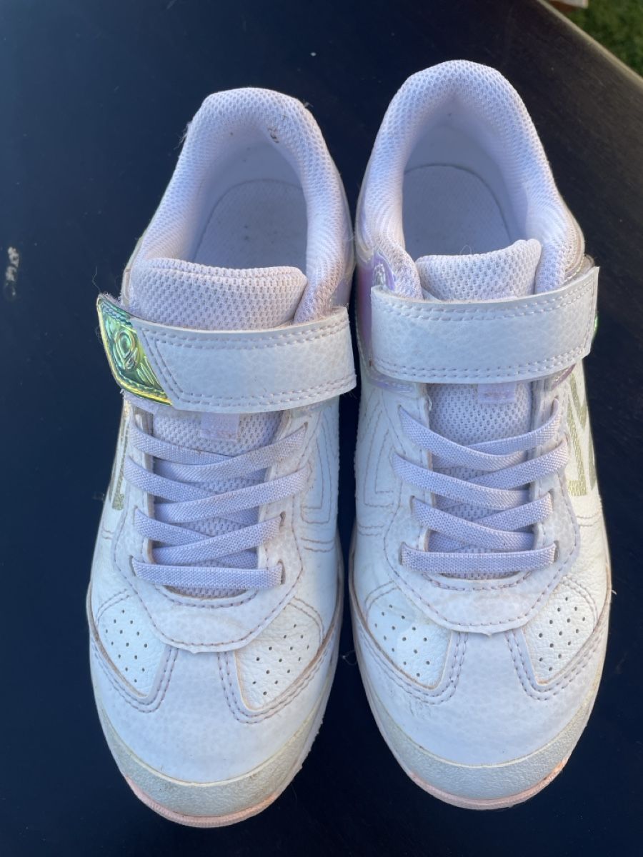 Scarpe per ragazzi: Tennis shoes – Usato da Erlenbach ZH venduto da van_st5g