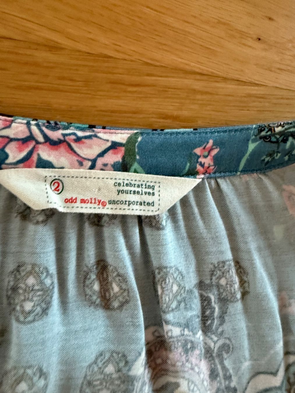 Lotti di vestiti: AKRIS Hose, Odd Molly Bluse Kleiderpaket – Usato da Zürich venduto da iva_7658 5