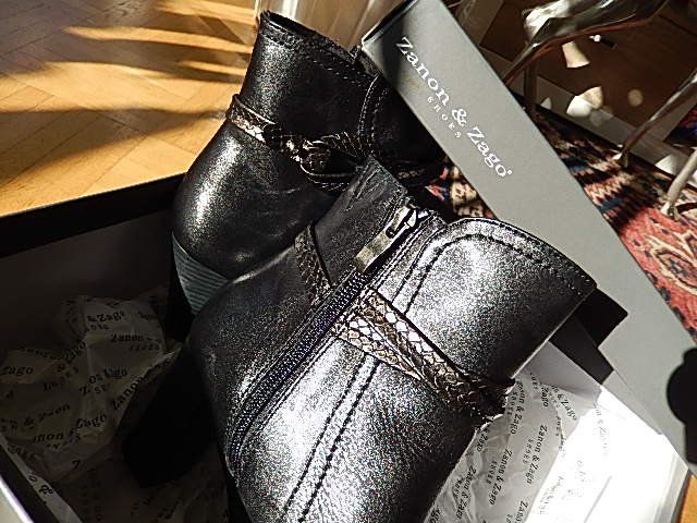 Scarpe da donna: Stiefeletten / Boots ZANON & ZAGO – Usato da Aesch venduto da alaine6262 3
