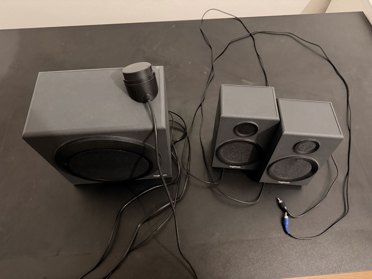 Logitech Lautsprecher: Logitech Z333 Multimedia Speaker System Used – Gebraucht aus Zürich von mar_55yt 2