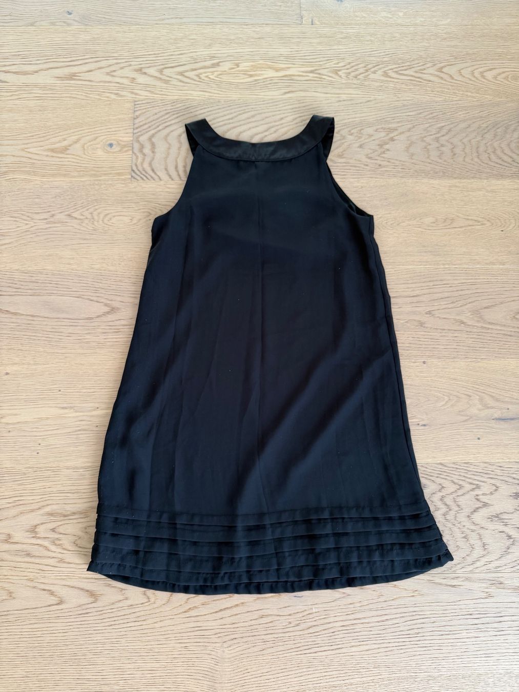 H&M Vestiti: Kleid schwarz – Usato da Richterswil venduto da KAYLEIGH_77 1