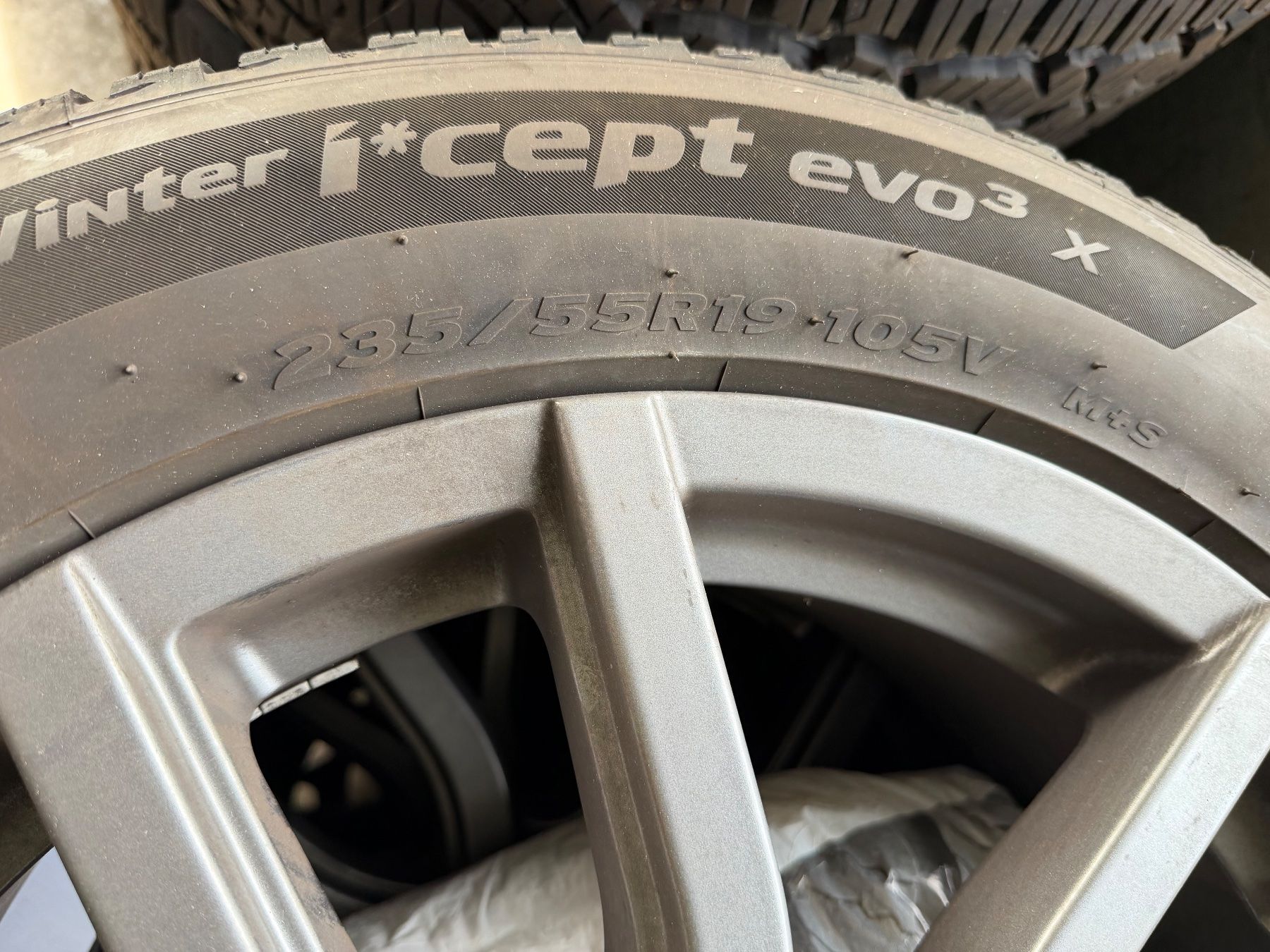 Land Rover Pneumatici & Ruote complete: Winterrad Land Rover Evouqe – Usato da Brütten venduto da abbate1 3