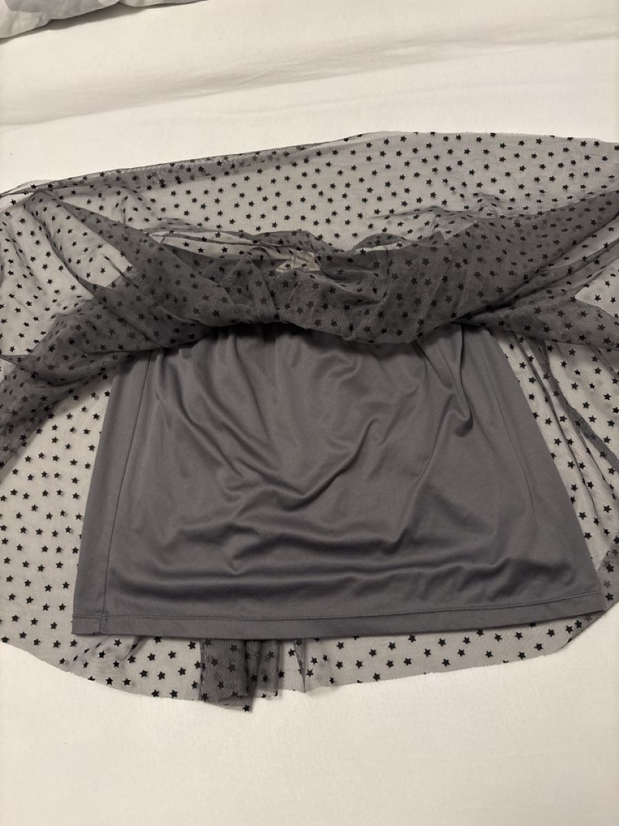 H&M Vestiti & Gonne: Glitzersternenjupe h&m 134 – Usato da Neuenkirch venduto da Panamericana 1