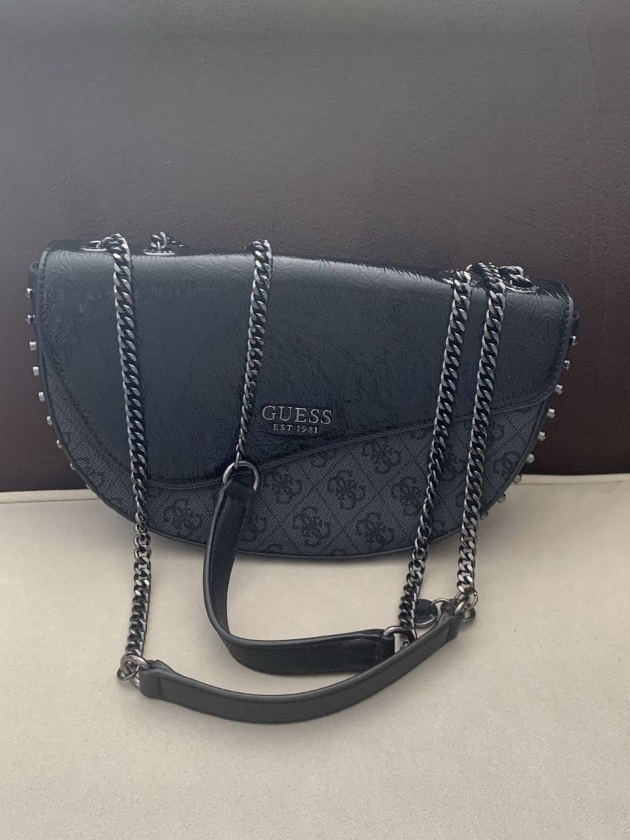 Guess Taschen für Damen: Guess Tasche  – Gebraucht aus Bergdietikon von zor_856j 9