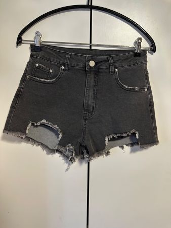 Jeans Hotpants grau Grösse M guter Zustand