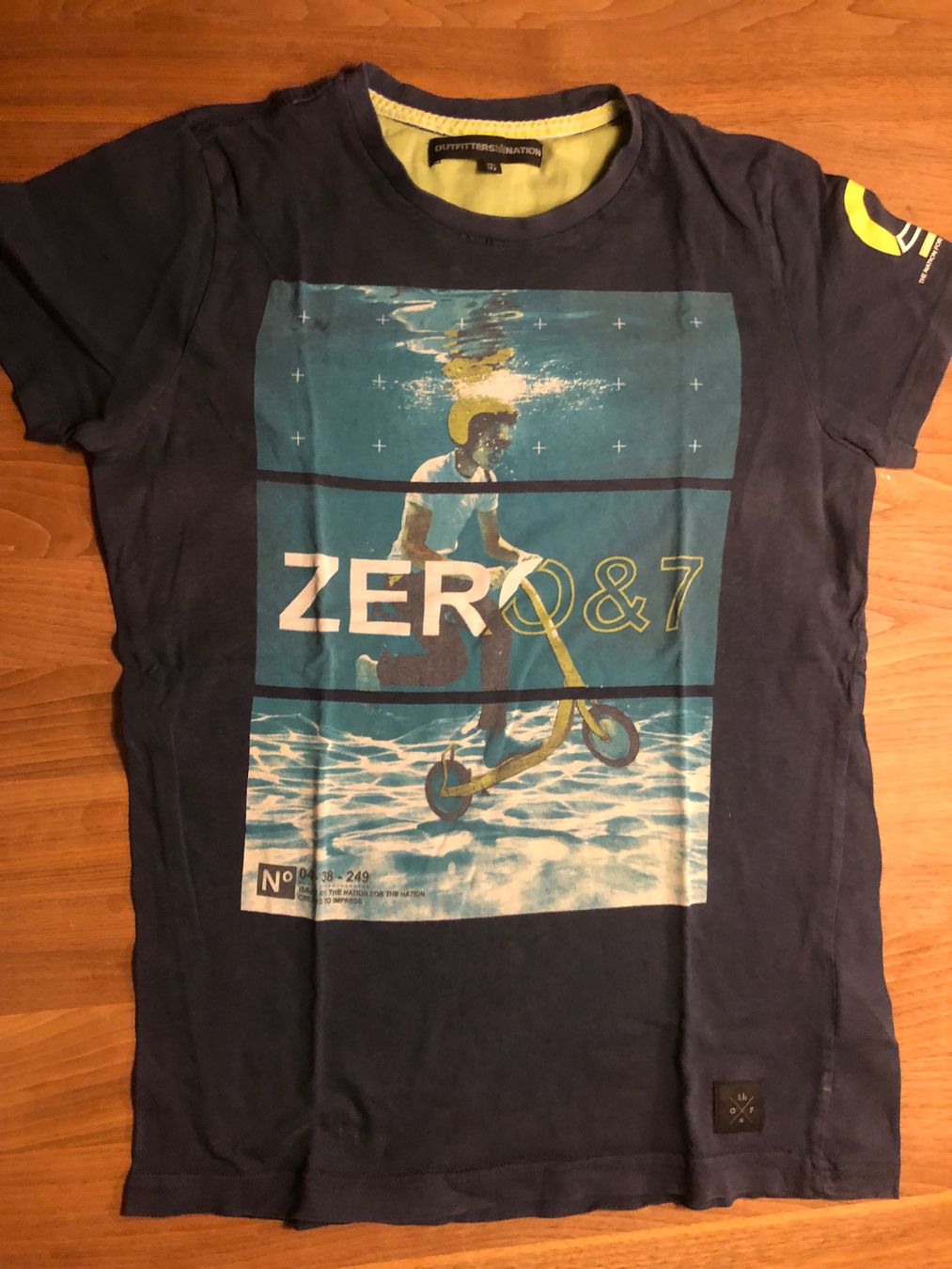 Hemden, T-Shirts & Polos: T-SHIRT 152 – Gebraucht aus Wattwil von jopara