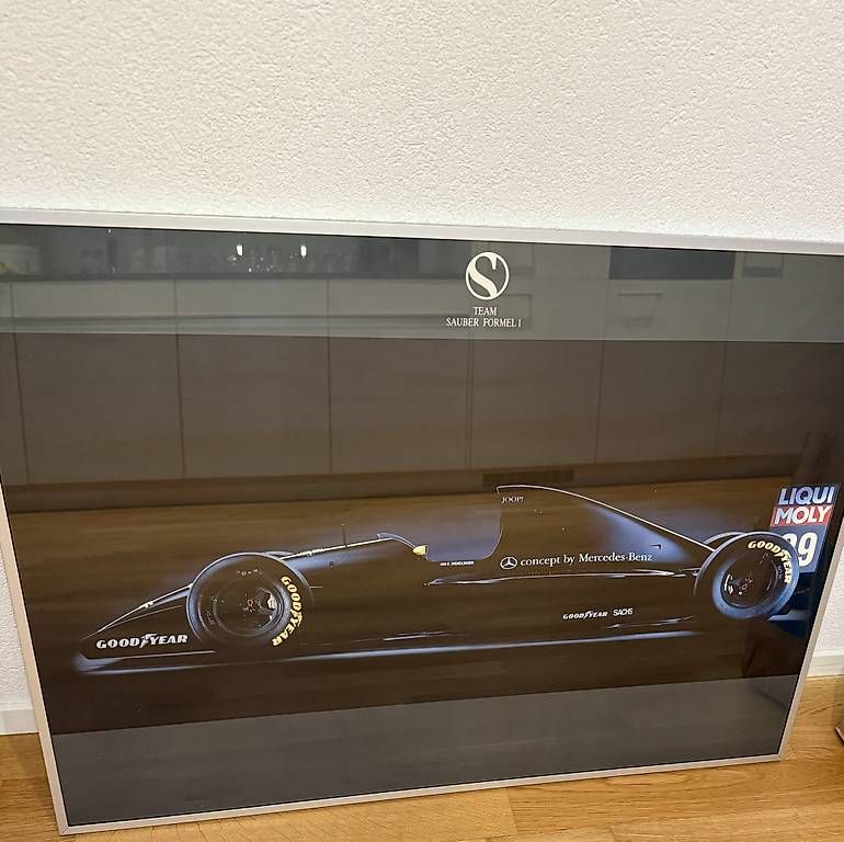 Foto & Immagini: Team Sauber Formula 1 Bild / Poster im Rahmen – Usato da Suhr venduto da Norio3