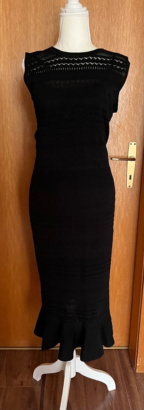 Guess Kleider: Guess Kleid Neu mit etikette – Neu und originalverpackt aus Kirchleerau von Piroska05