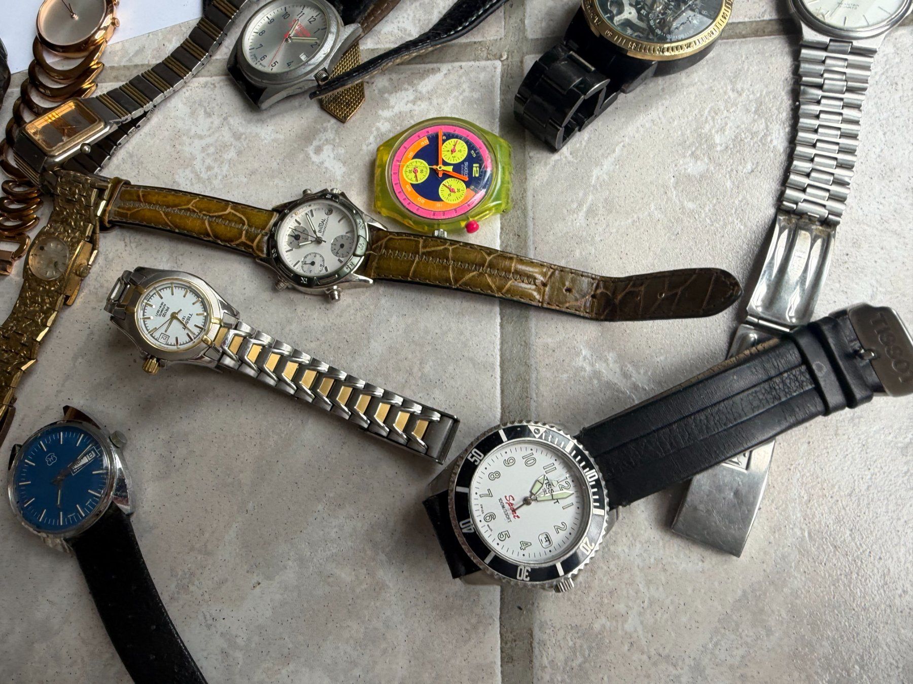 Orologi: Lot Armbanduhren – Difettoso da Worblaufen venduto da chronyves 5