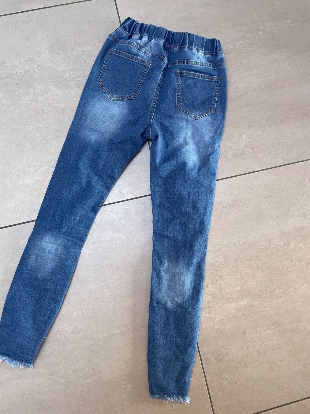 Jeans: Jeansjeggins mit Rissen – Neu (gemäss Beschreibung) aus Sigriswil von ck56 1