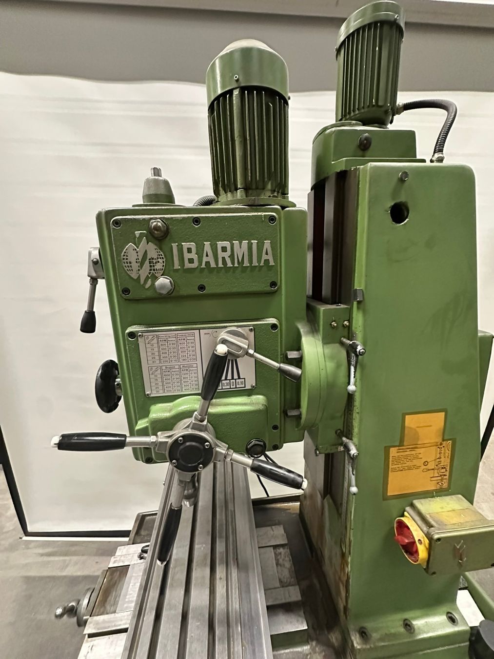 Trapani: Perceuse IBARMIA B-32-F – Usato da La Chaux-de-Fonds venduto da Greub_Machines 3
