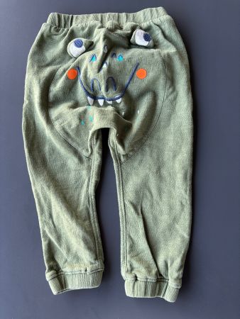 Hosen Gr 86
