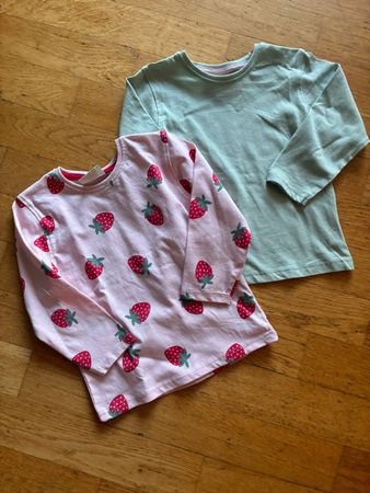 Zwei Langarmshirts Gr. 86, Neu