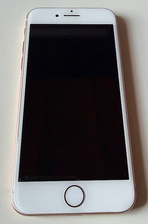 Handys / Smartphones: Sehr gut erhaltenes iPhone 8 – Gebraucht aus Duggingen von carlo.longhi